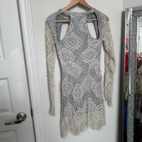 For love and lemons eternal love dress engagement bridal S - Picture 6 of 7